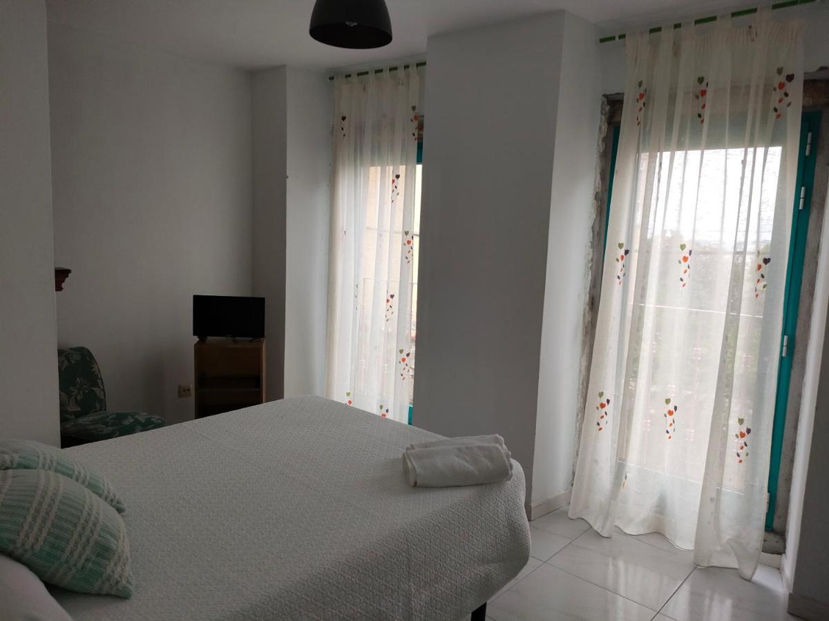 Pension Mar De Rosa Villanueva De Arosa Exterior photo